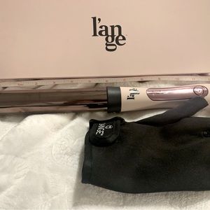 LANGE Le Curl
1.5" (25MM) Titanium Curling Wand* both for $50